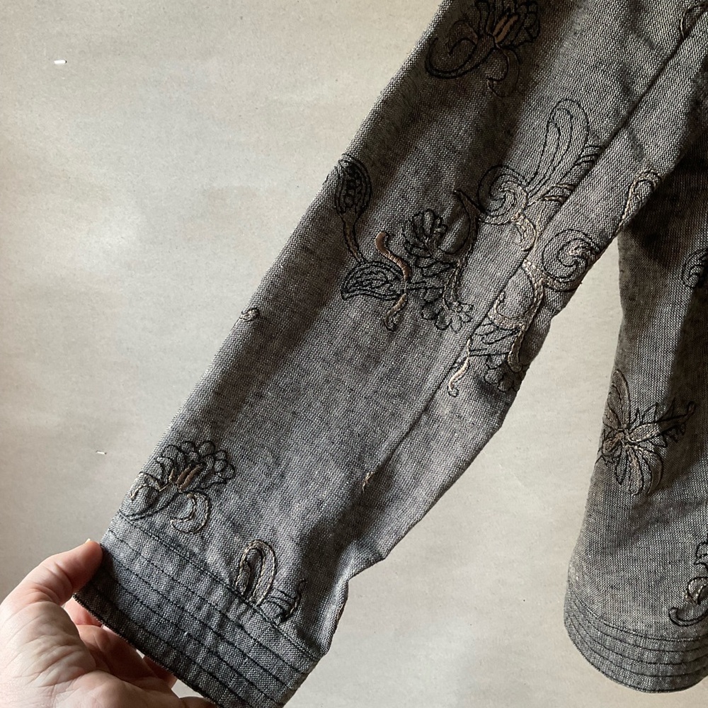 R Q T jacket. Embroidered. Linen blend. Gray. Size 14 - Picture 2 of 12